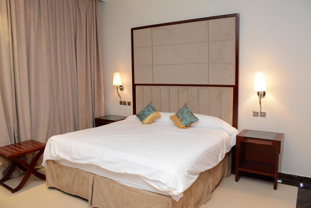 Topaz Furnished Apartments 利雅德 外观 照片